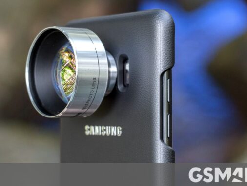 The Unusual Accessories That Enhanced The Samsung Galaxy S Camera