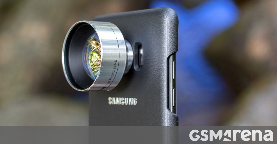 The Unusual Accessories That Enhanced The Samsung Galaxy S Camera