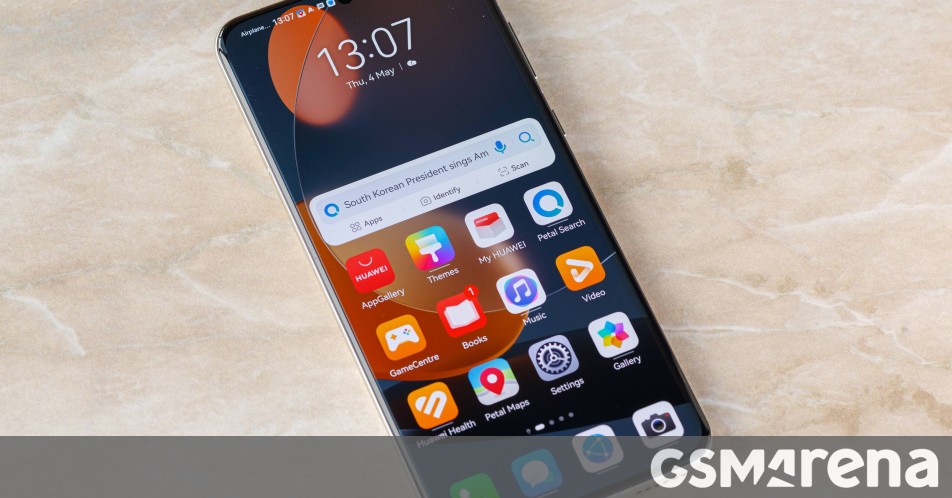 Reportedly, Announcement Of The Huawei P70 Has Been Delayed.