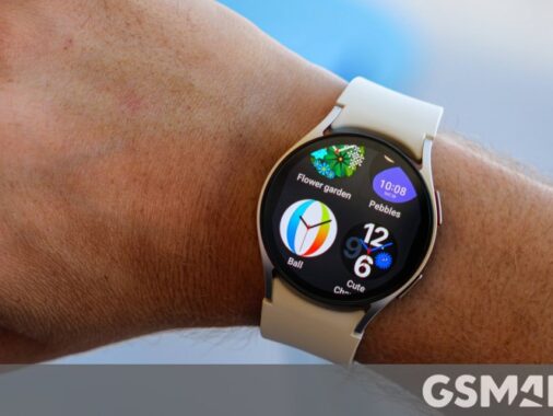 Rewrite This Title With Different Wordingsamsung Galaxy Watch7 Passes Through