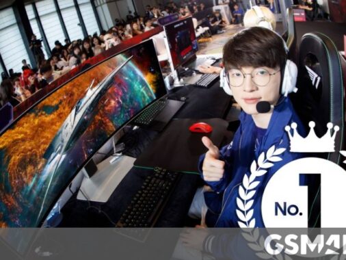 Rewrite This Title With Different Wordingsamsung Climbs To Top Spot