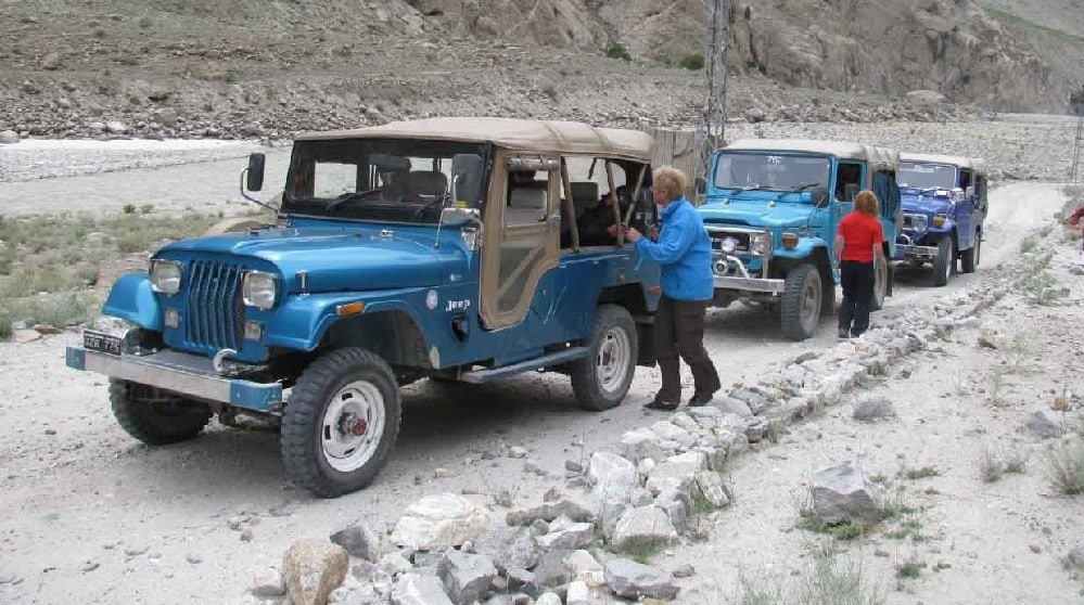 Gilgit Baltistan Sets Entry Fee For Tourist Vehicles And Motorbikes