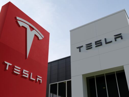 Tesla Experiences First Yearly Sales Drop Since 2014